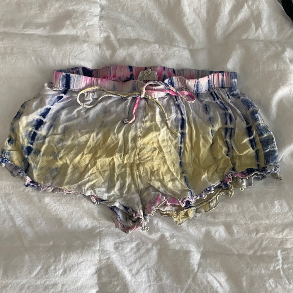 tie dye beach shorts
